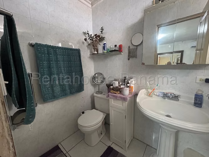 Venta de Apartamento en Betania Ph Golden Tower 1 CCO