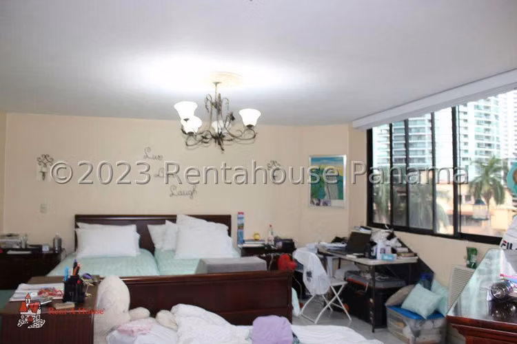 Venta de Apartamento en Bellavista Ph Rocamar CCO