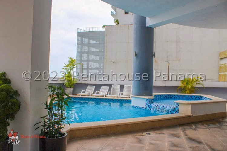 Venta de Apartamento en Bellavista Ph Rocamar CCO