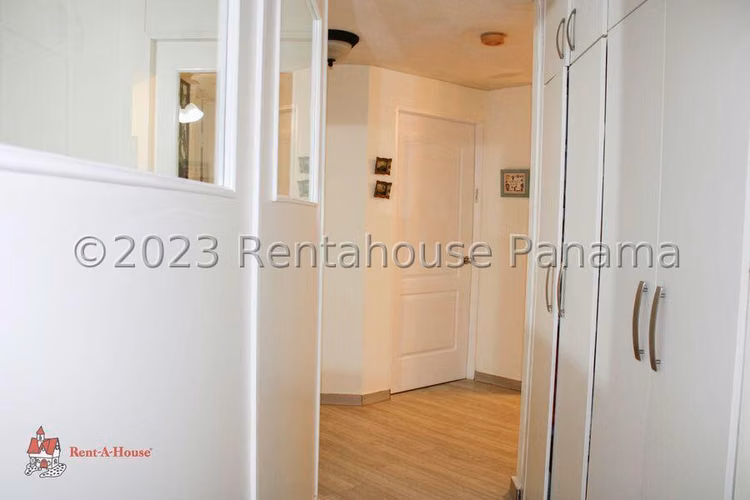 Venta de Apartamento en Bellavista Ph Rocamar CCO