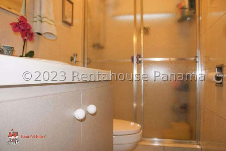 Venta de Apartamento en Bellavista Ph Rocamar CCO