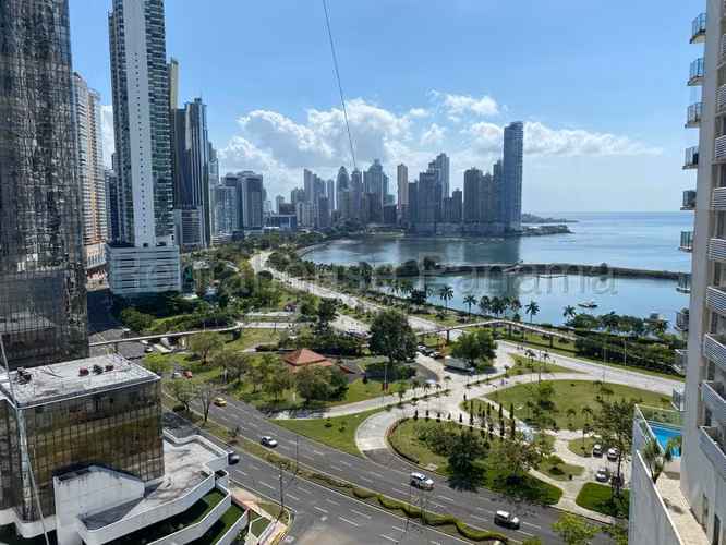 Venta de Apartamento en Bellavista Ph Marina Terrace CCO