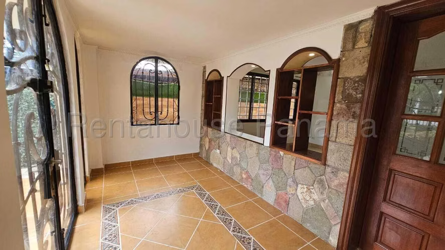 Venta de Casa en San Francisco, Loma Alegre (Solo Cliente Directo)