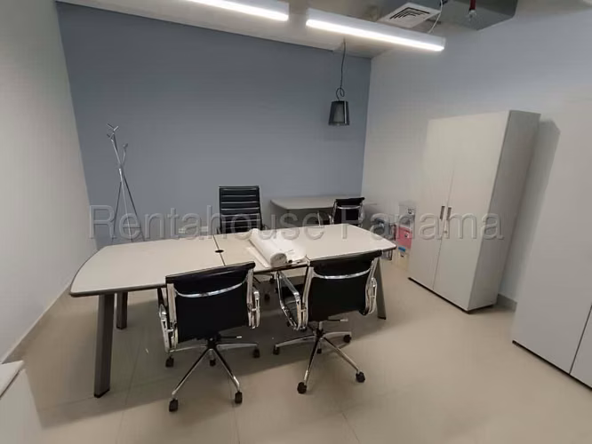Vendo oficina en Obarrio SORTIS BUSINESS TOWER OF 26-9078