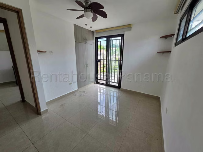 Venta de Casa en Milla 8 Summer Village 247 Mts PD