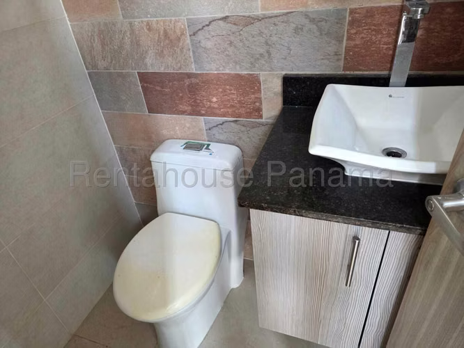 Venta de Casa en Milla 8 Summer Village Solo Cliente Directo MC