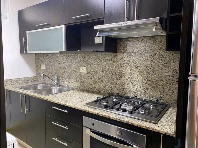 ALQUILER APARTAMENTO PH ALTAMIRA GARDENS LB Y PB CON TERRAZA VV