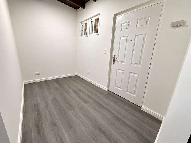 Apartamento 2 Recamaras Con Linea Blanca a pasos de la Cinta Costera