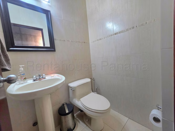 Venta Apartamento Grandbay Avenida Balboa 26YCG8559