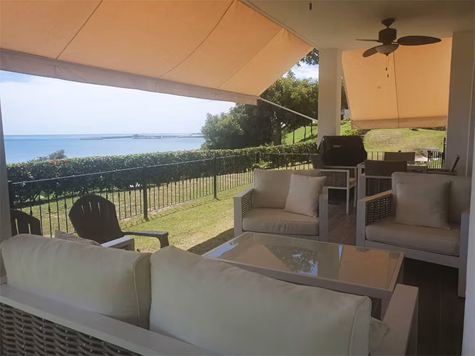 BEACHFRONT APARTMENT WITH PATIO IN ENSENADA