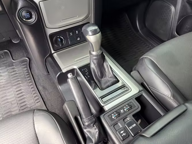 Toyota prado Vx 2018 - Imagen 15