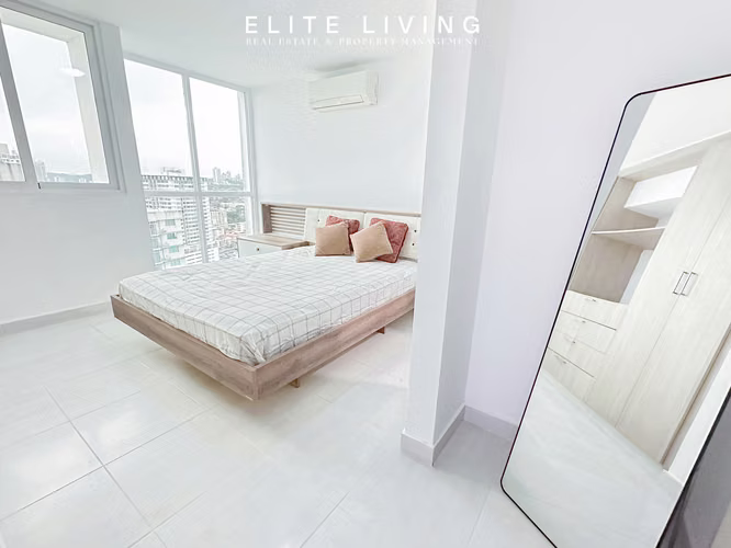 Alquiler Apartamento  Amoblado/ PH Metropolitan Park – 93 m2 – 3Recamaras / Nivel 25 / Vía España