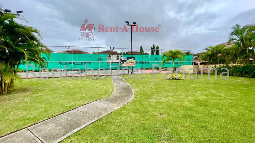 Casa en Alquiler Costa Sur El Doral - Amoblado 26YCG8979
