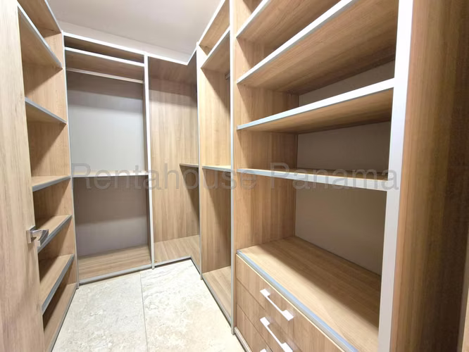 Alquiler de Apartamento en Punta Pacífica 26LBR1697