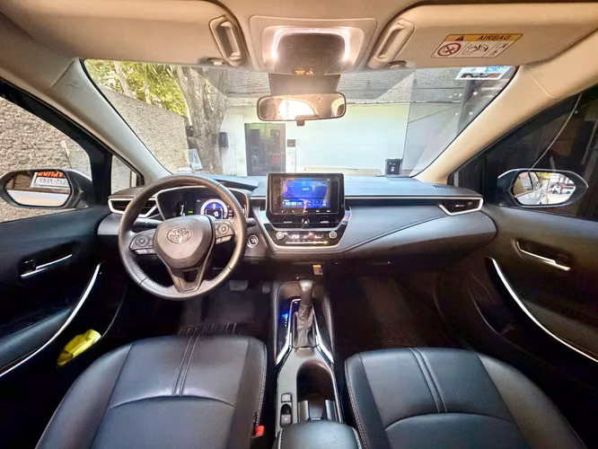 Toyota Corolla Hybrid 2024 | 23,000 km | Impecable | Económico y Full Seguridad Negociable
