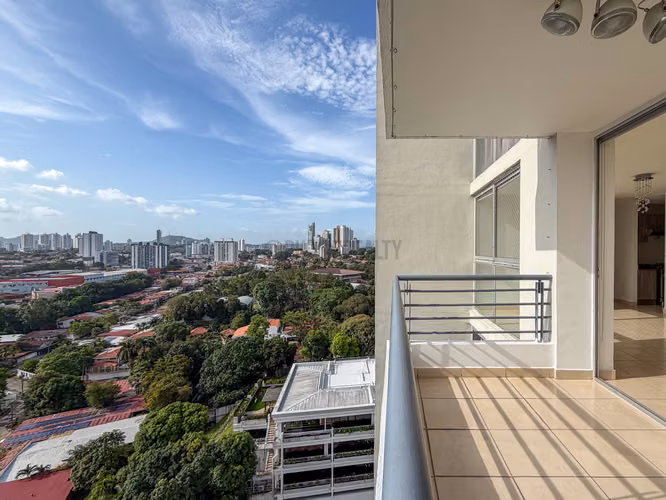Apartamento en Alquiler en Hato Pintado, Panamá – Amplia Residencia de 112 m² con 2 Estacionamientos