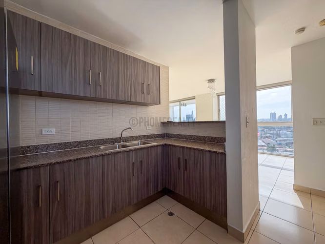 Apartamento en Alquiler en Hato Pintado, Panamá – Amplia Residencia de 112 m² con 2 Estacionamientos