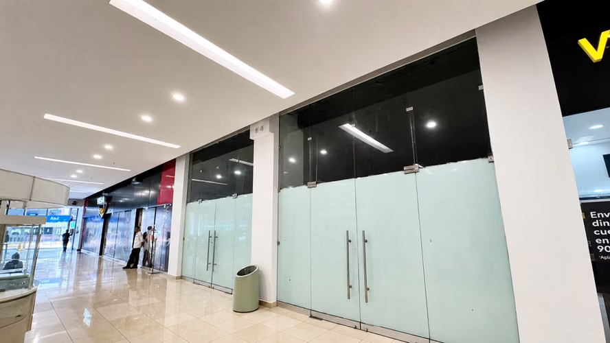 Commercial premises for rent in Westland Mall, 75m²