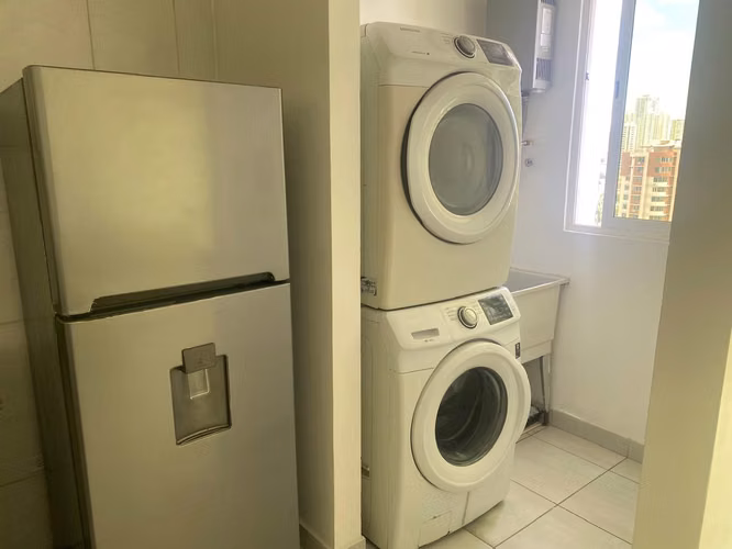 ALQUILER DE APARTAMENTO EN VIA ESPAÑA I SAN FRANCISCO CERCA DEL METRO