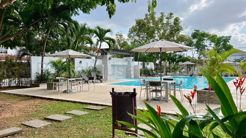 Casa en venta en Versalles YM
