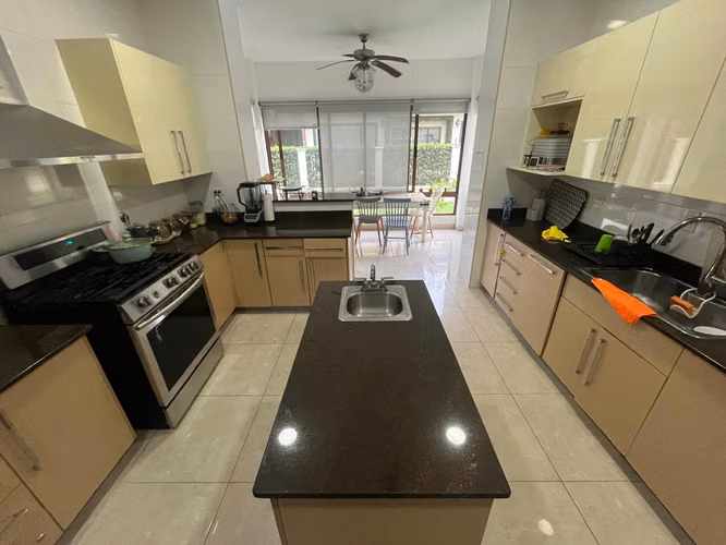 Casa en Venta en Clayton en Senderos de Cruces
