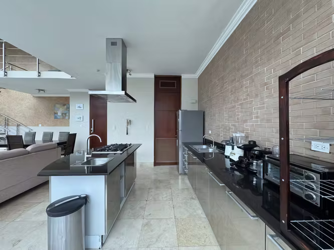 REMATE APARTAMENTO-PUNTA PACIFICA
