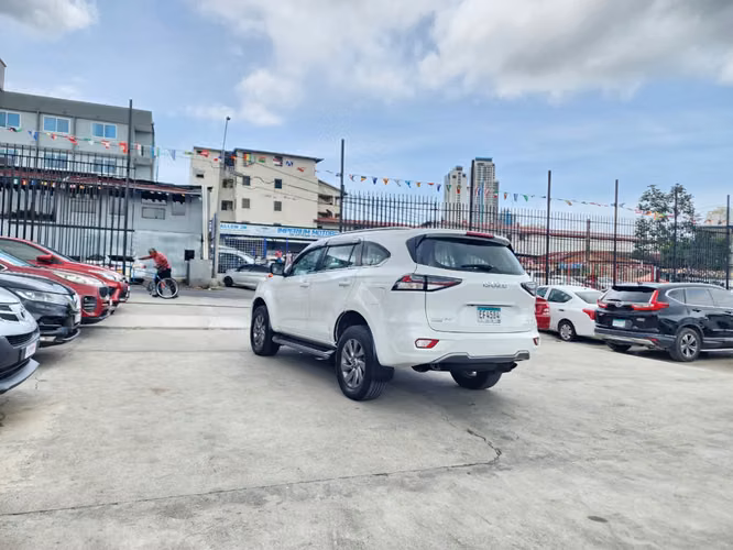 Isuzu Mux 2023 - Imagen 4