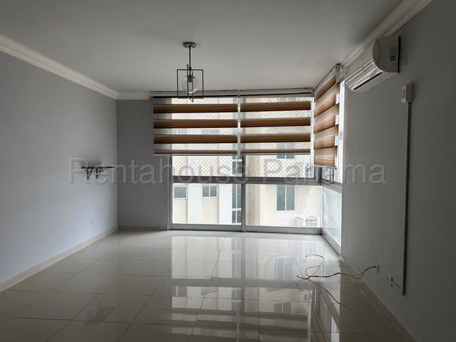 VENTA DE APARTAMENTO HATO PINTADO GM