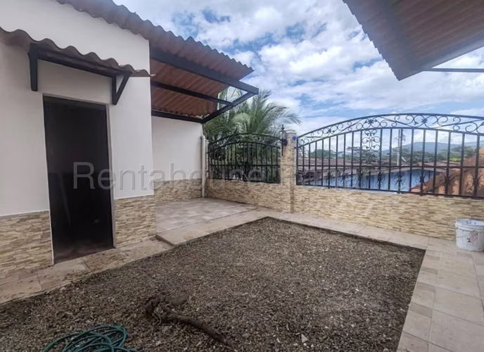 Casa en Brisas del Golf | 3 Recámaras, Den Familiar y Amplia Terraza Cerca de Todo 26MGO4361 - Imagen 10