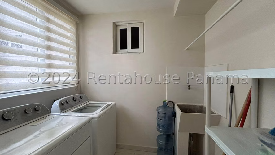 Apartamento en Venta en Versalles. PH TORRES DE VERSALLES II. 26LDC3642