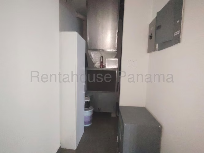 Se Alquila oficina en Obarrio MDV26-9080