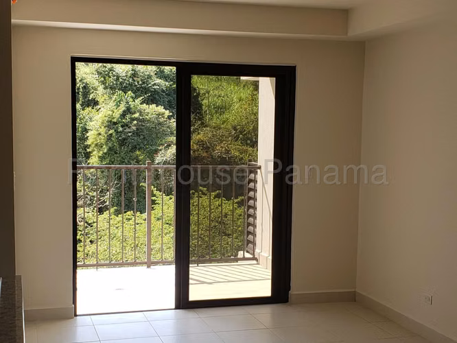 VENTA DE APARTAMENTO EN EMBASSY VILLAGE ALBROOK HQ