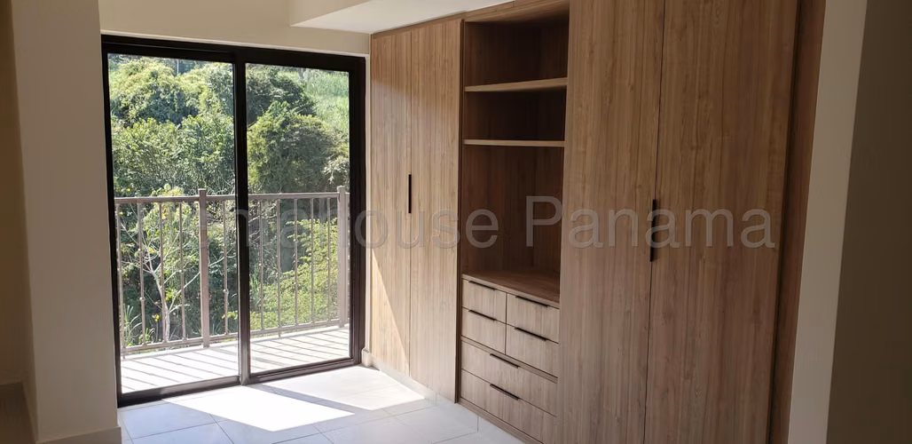 VENTA DE APARTAMENTO EN EMBASSY VILLAGE ALBROOK HQ