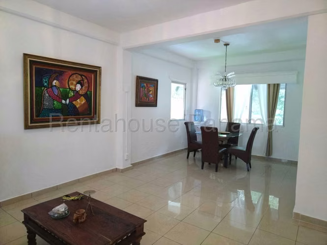 Se Vende Casa en Gullick MDV26-9082