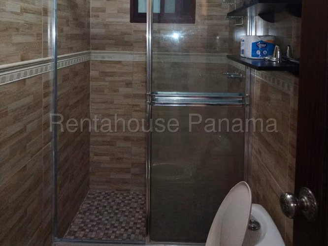 Se Vende Casa en Gullick MDV26-9082