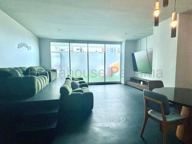 Vendo Apartamento de 188 m² en PH TAO, San Francisco 26-8767GG