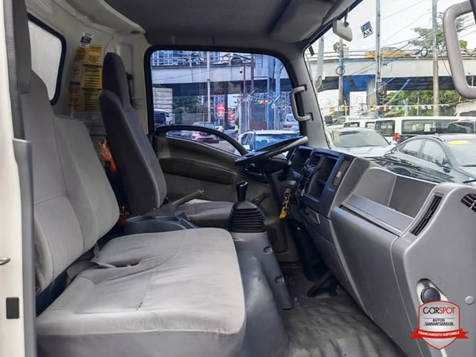 ISUZU CAMION 2020 con 112,000kms