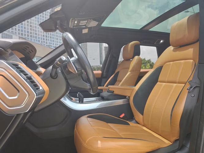 Range Rover Sport HSE