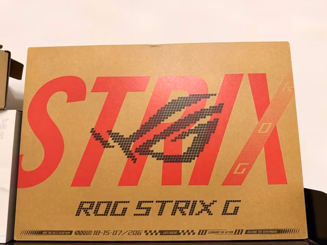 ROG STRIX G16 2025