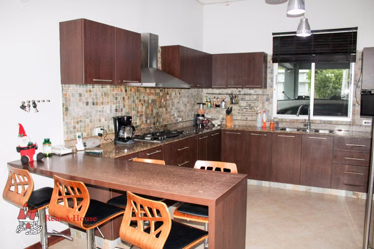 VENTA DE CASA EN CASA ALTOS DE PANAMÁ HQ