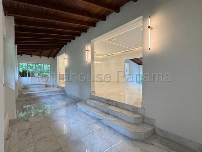 VENTA DE CASA EN CASA ALTOS DEL GOLF HQ