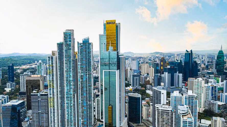 Venta de oficina corporativa en BICSA Financial Center en Ave. Balboa