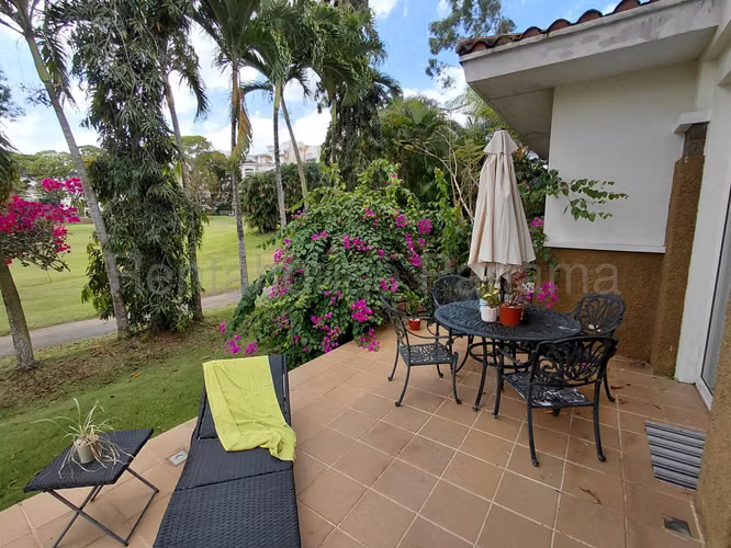Vendo Casa de 712 m² en PH Tucan Country Cl, Cocolí 26-5187GG