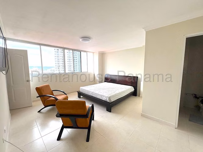 Vendo Apartamento de 165 m² en PH Aurora Tower, El Cangrejo 25-9706GG
