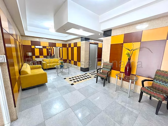Vendo Apartamento de 165 m² en PH Aurora Tower, El Cangrejo 25-9706GG