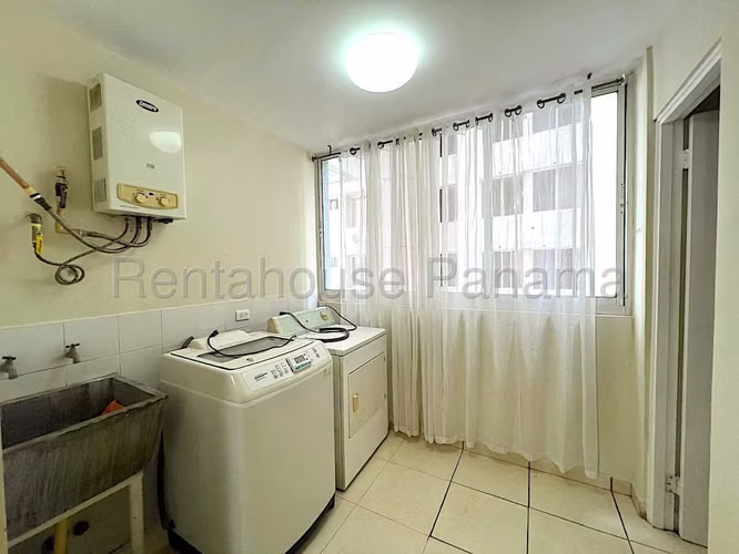Vendo Apartamento de 165 m² en PH Aurora Tower, El Cangrejo 25-9706GG
