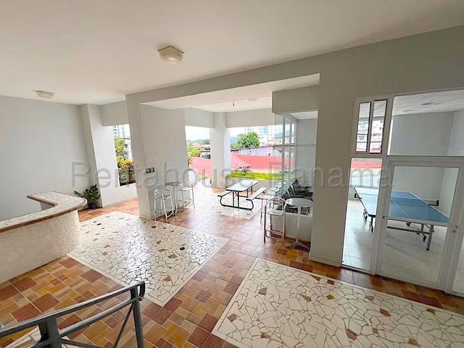 Vendo Apartamento de 165 m² en PH Aurora Tower, El Cangrejo 25-9706GG