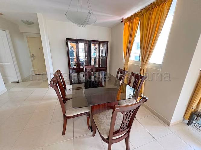 Vendo Apartamento de 165 m² en PH Aurora Tower, El Cangrejo 25-9706GG