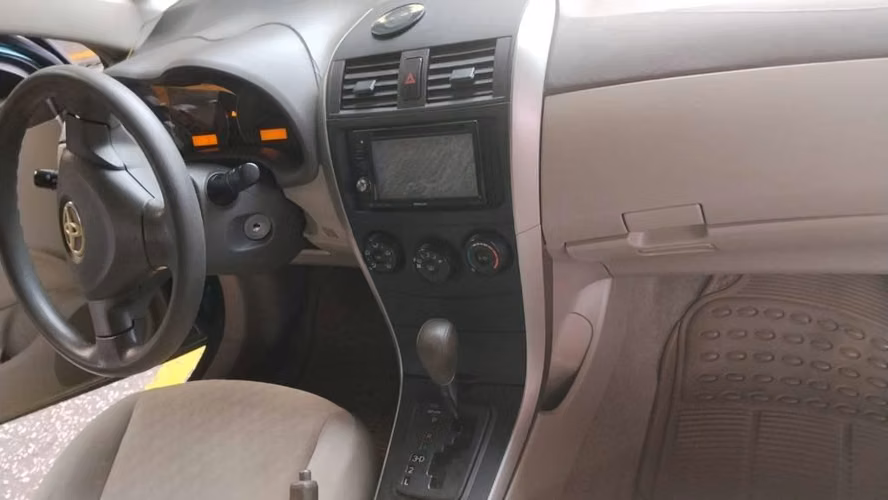 Toyota Corolla 2010 - Imagen 4