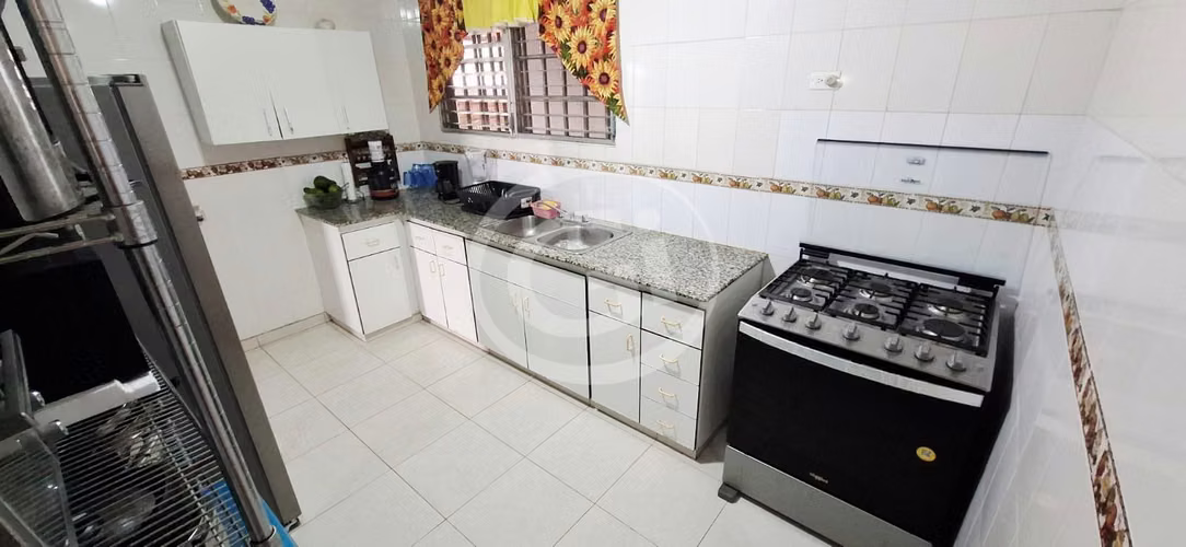 Venta Casa - Colinas del Sol